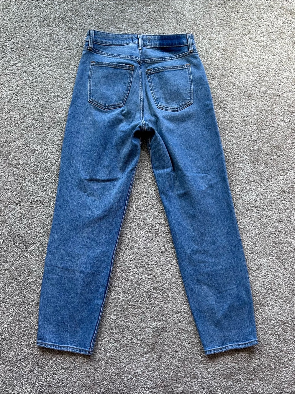 Abercrombie & Fitch Curve Love High Rise Mom Jeans 26 2 Medium Wash Distressed - Picture 8 of 9